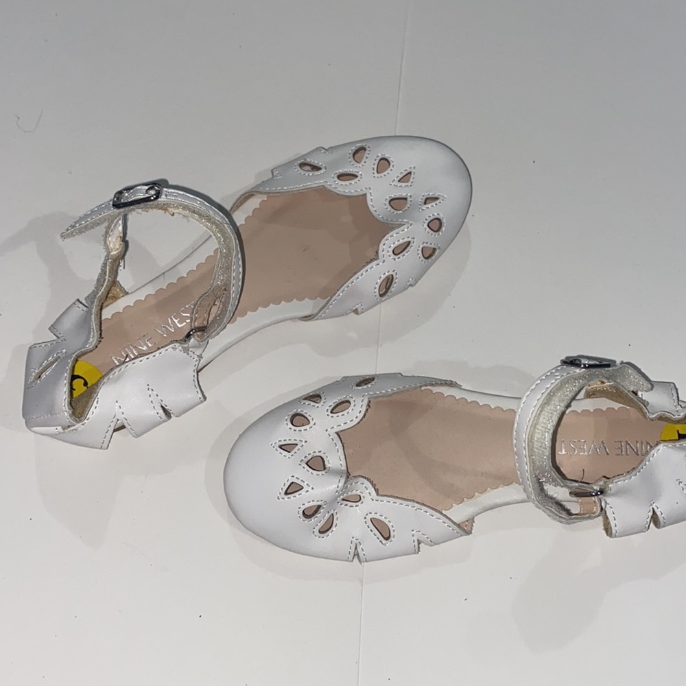 Good condition girls shoes